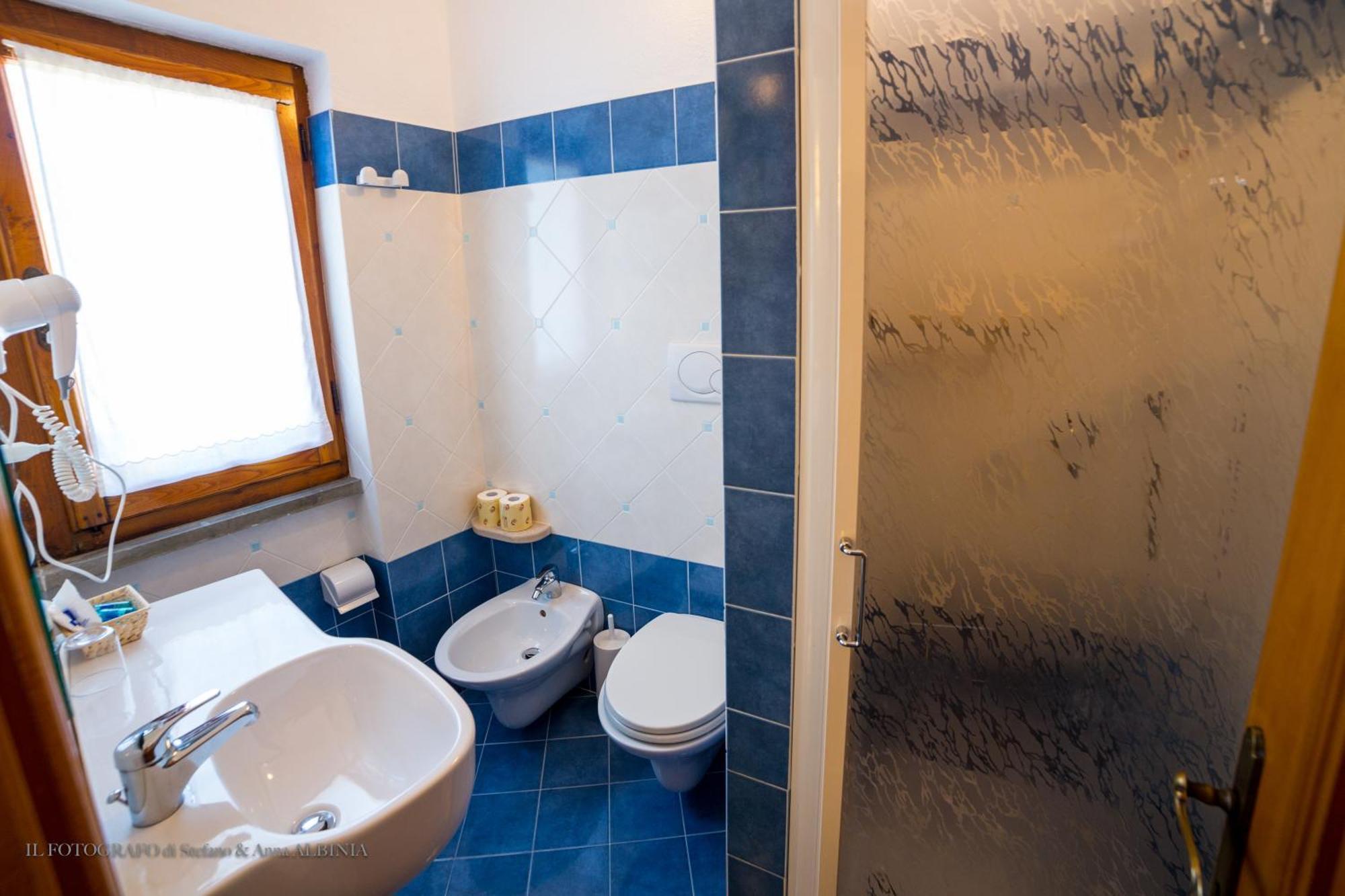 Hotel Saraceno Giglio Porto Quarto foto